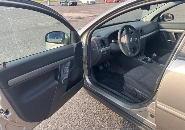 Opel Vectra cena 8899 przebieg: 243363, rok produkcji 2003 z Szczecin małe 211